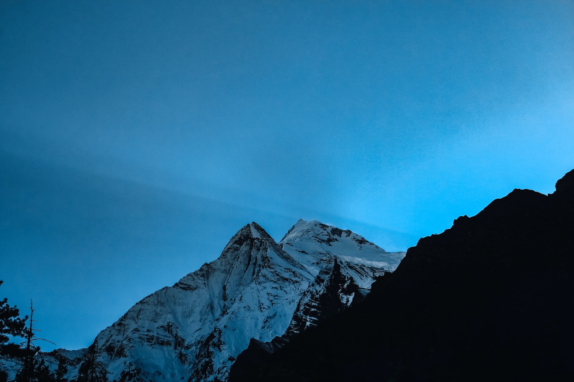 Pisang Peak Climbing