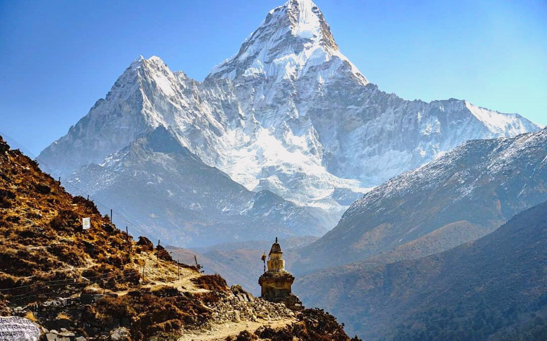 Best Time to Climb Ama Dablam